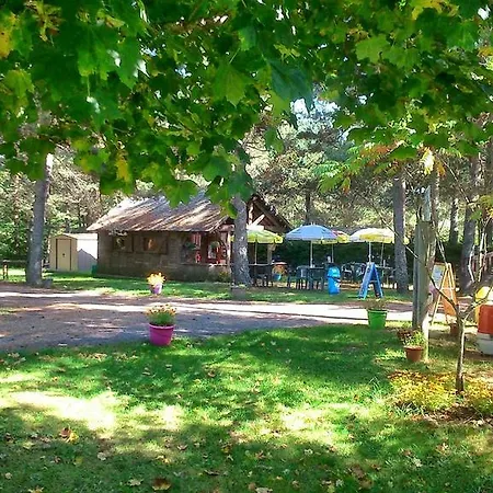 Camping Le Riou La Selle 3* Saint-Agrève